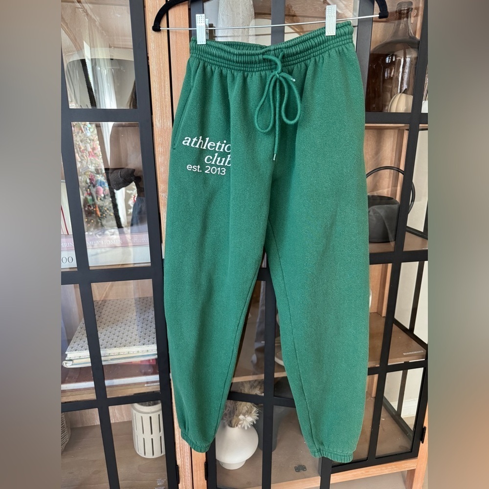 White Fox sweatpants joggers athletic club high rise forest green